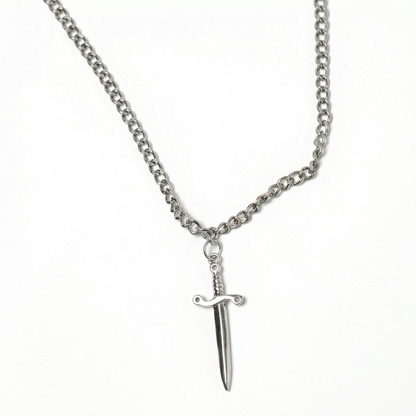 HEART & SWORD RED  |  Zestaw naszyjników w kształcie miecza i serca